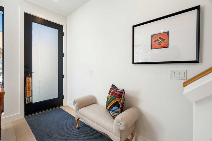 Property Photo:  2830 15 Street SW  AB T2T 1J2 
