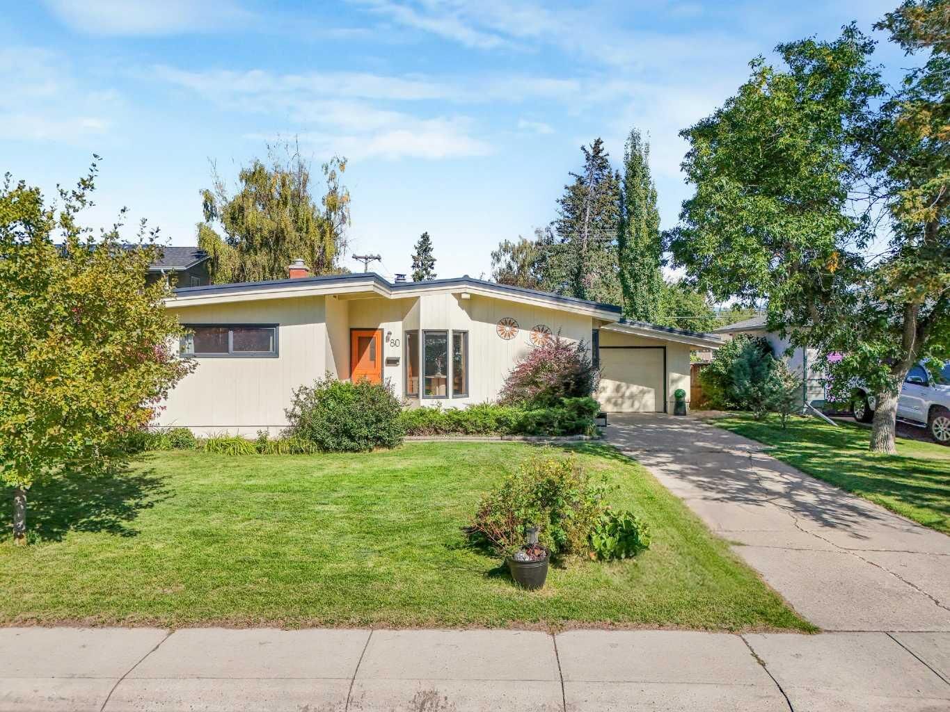 Property Photo:  80 Westover Drive SW  AB T3C 2S6 