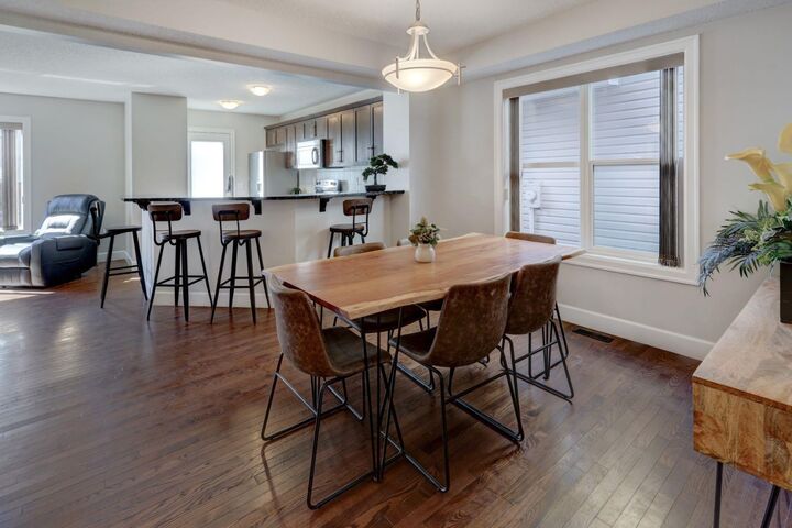 Property Photo:  944 Windhaven Close SW  AB T4B 0P3 