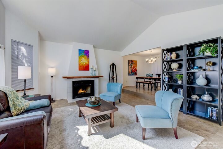Property Photo:  1125 S 23rd  WA 98055 