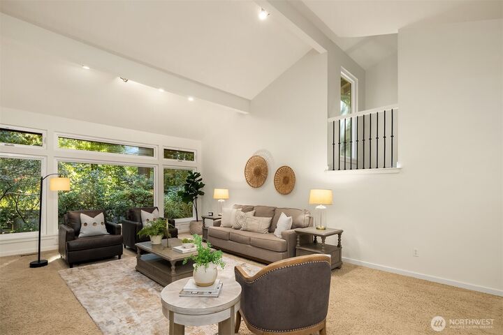 Property Photo: 8539 SE 79th Place WA 98040