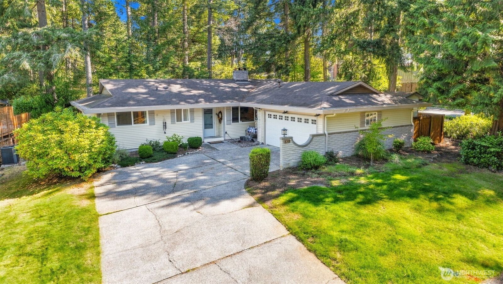 Property Photo:  4905  93rd Avenue W  WA 98467 