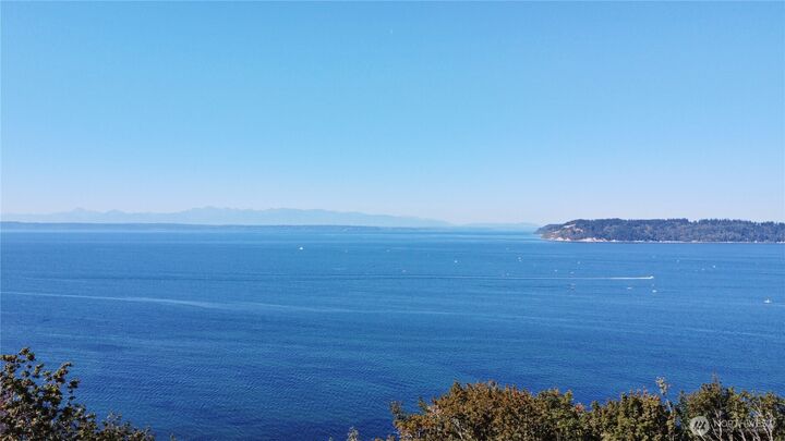 Property Photo: 11812 Marine View Drive WA 98026