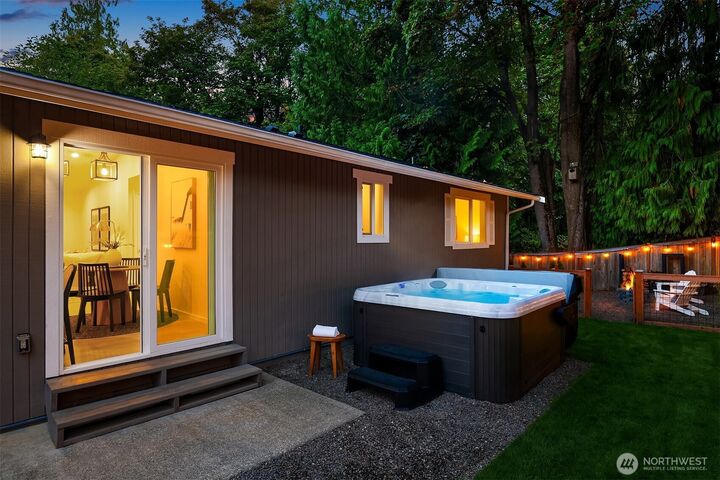 Property Photo: 14722 3rd Place NE WA 98019