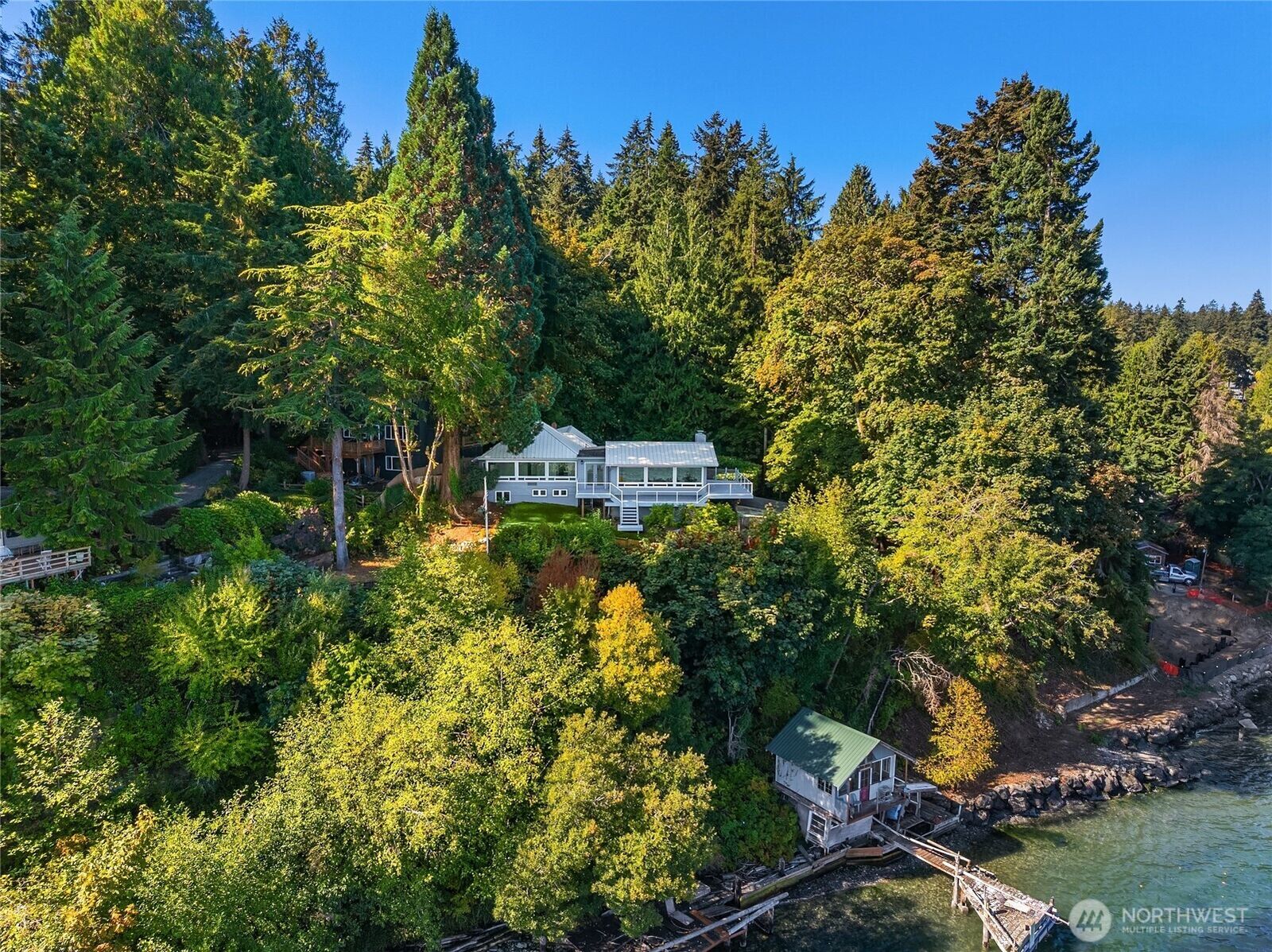 Property Photo:  9588  Green Spot Place NE  WA 98110 