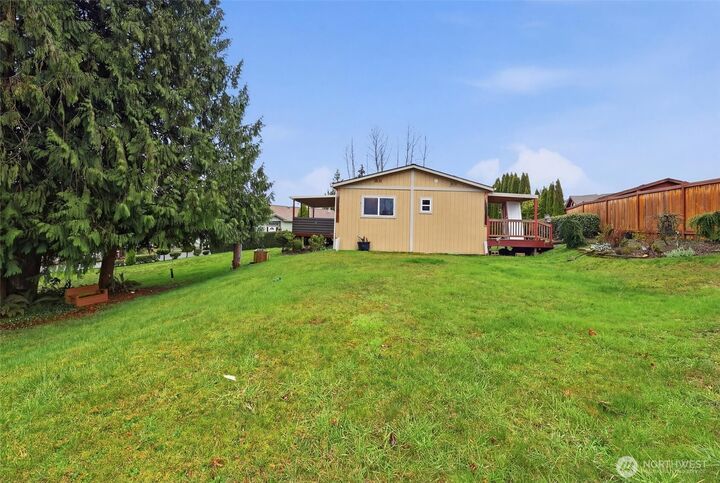 Property Photo: 13868 Chain Lake Rd WA 98272