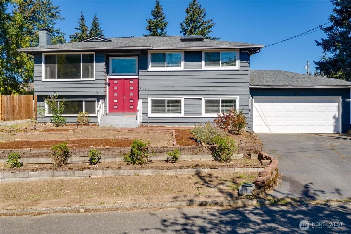 Property Photo: 4410 S 292nd Street WA 98001