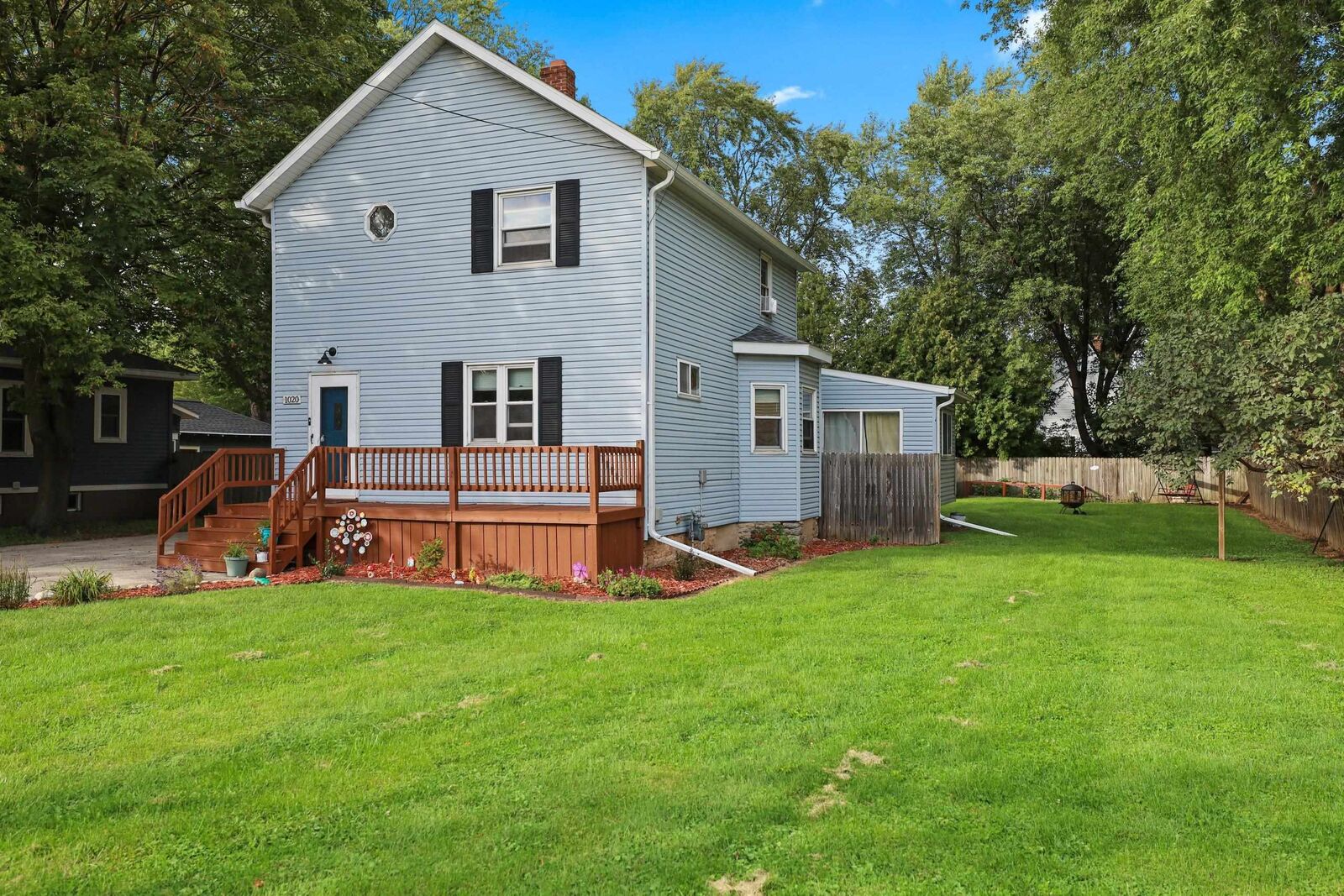 Property Photo: 1020 Dousman Street WI 54303-3004