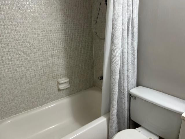 Property Photo:  1903 SW Palm City Road SW H  FL 34994 
