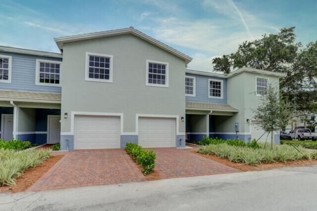 Property Photo:  1330 Crystal Way 103  FL 33444 