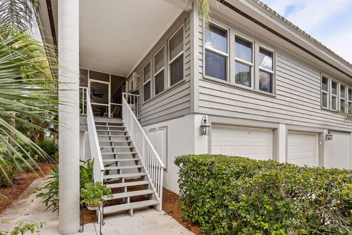 Property Photo:  7194 Hawks View Trail  FL 34986 