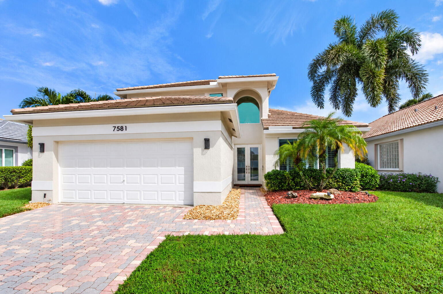 Property Photo:  7581 Doubleton Drive  FL 33446 