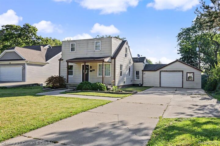 Property Photo: 3131 Lafayette Drive MI 48183