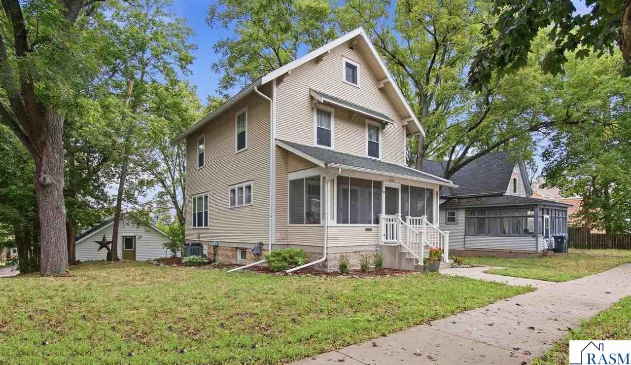 Property Photo:  816 N 5th Street  MN 56001 