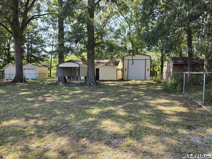 Property Photo:  405 15th St  NC 27870 