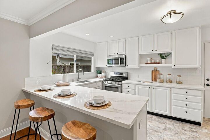 Property Photo: 111 Hedge Road CA 94025