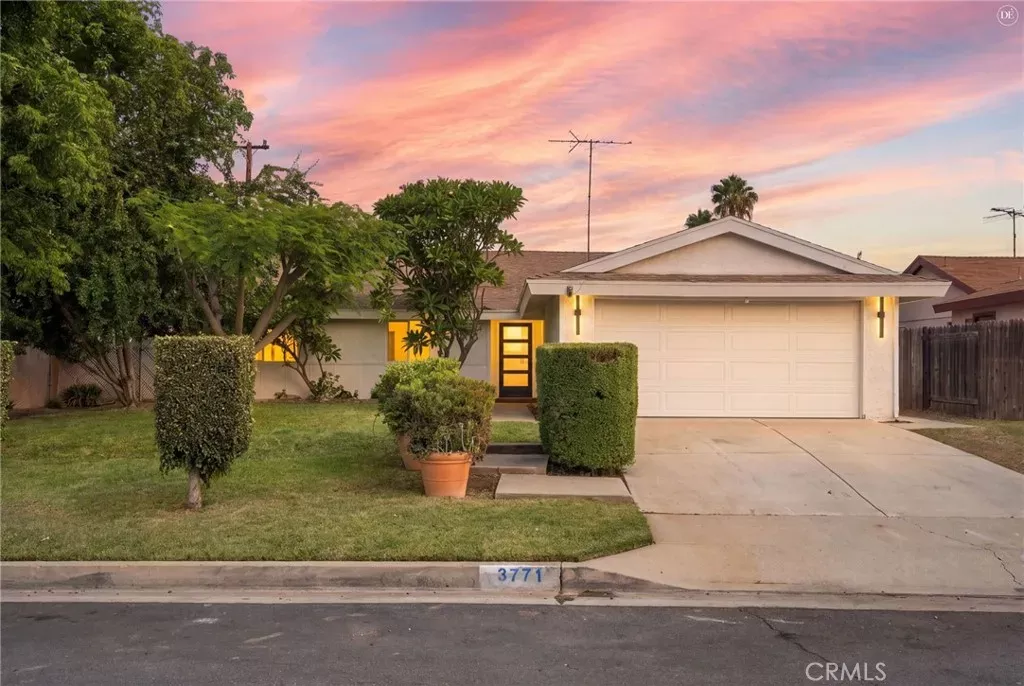 Property Photo:  3771 Briarvale  CA 92879 