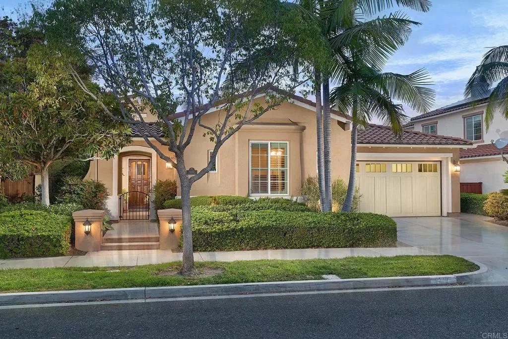Property Photo:  6317 Encanto Drive  CA 92009 