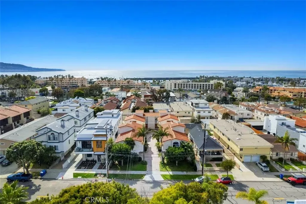 Property Photo: 413 N Elena CA 90277