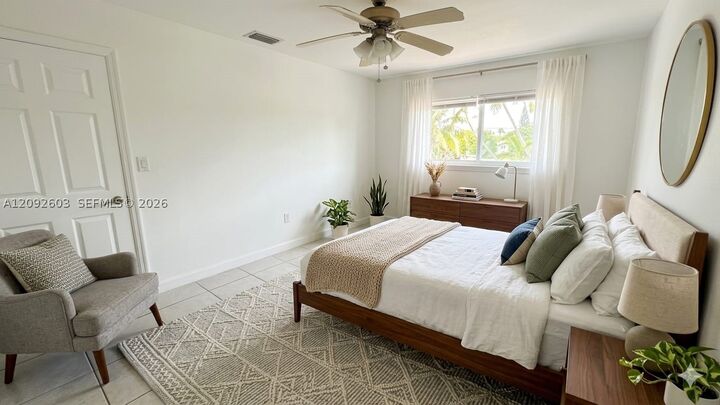 Property Photo:  7830 Dickens Ave 203  FL 33141 
