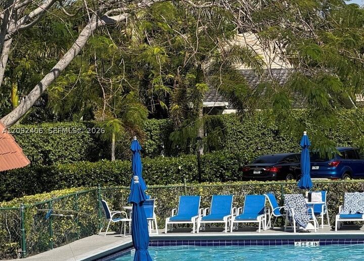 Property Photo:  400 S Hollybrook Dr 305  FL 33025 