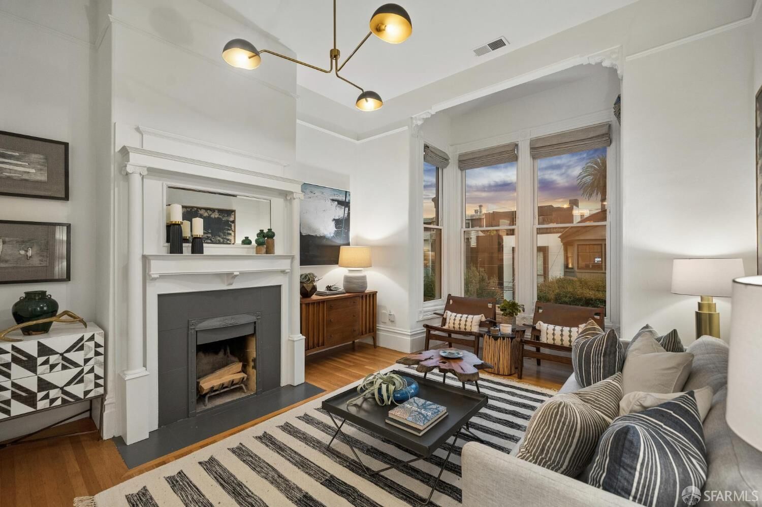 Property Photo: 242 Jersey Street CA 94114