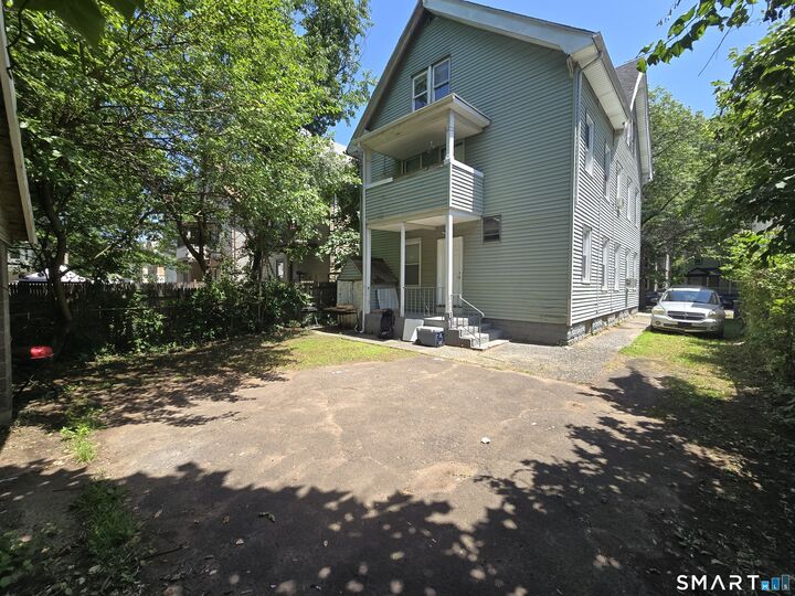 Property Photo:  370 Shelton Avenue  CT 06511 