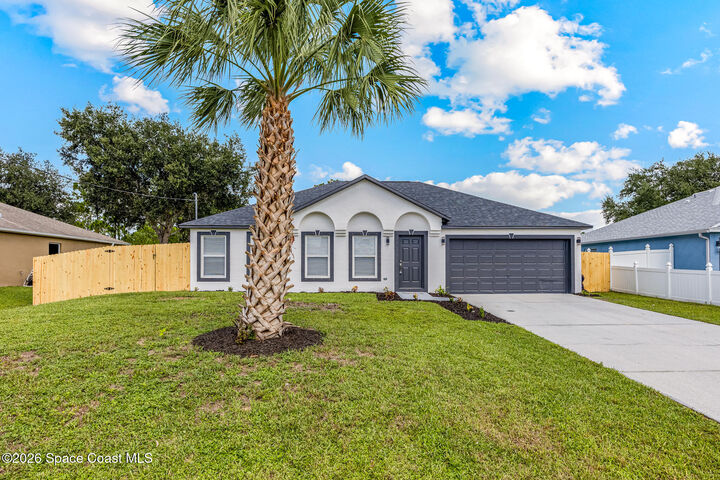 Property Photo: 491 Fountain Street SW FL 32908