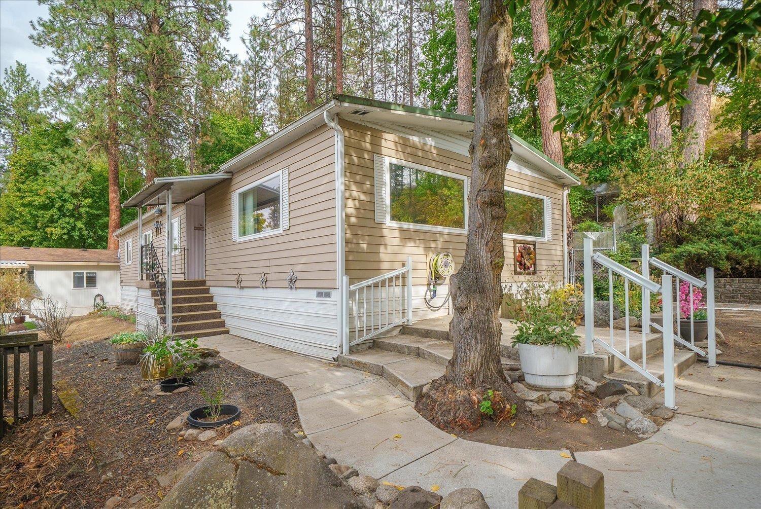 Property Photo: 3231 W Boone Ave #109 WA 99201