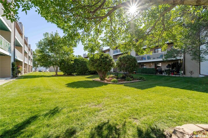 Property Photo:  55 Wood Lily Drive 309B  SK S6J 1H1 