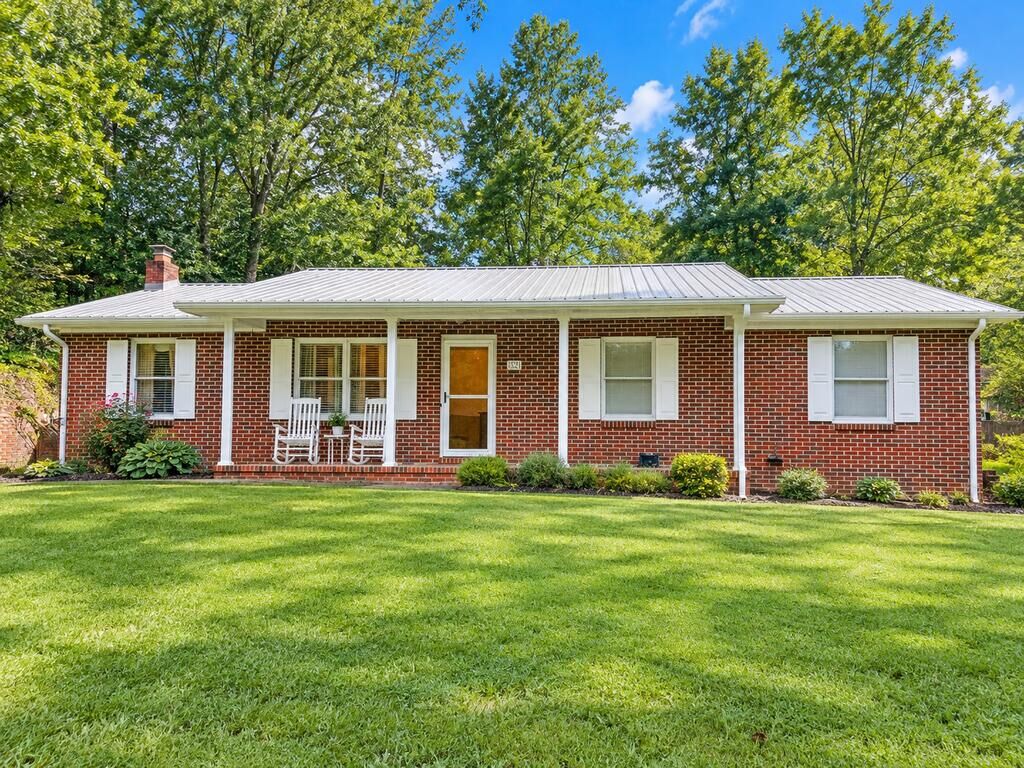 Property Photo:  321 Star St  VA 24637 