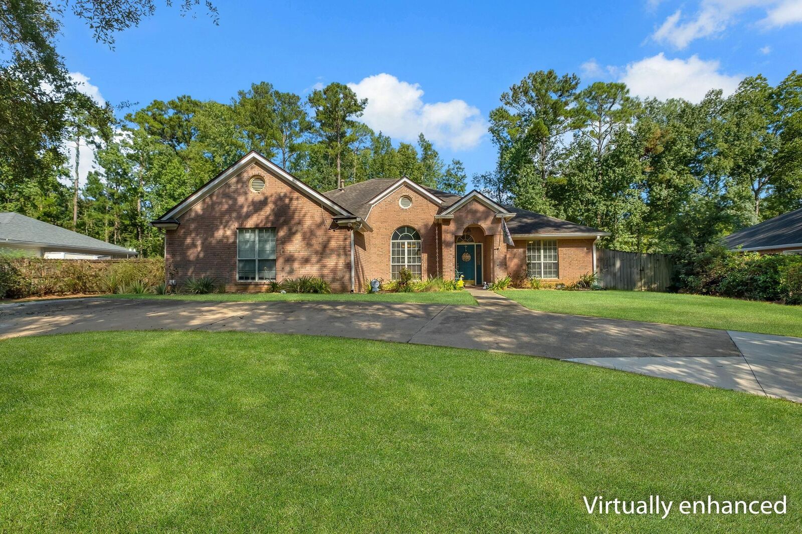 Property Photo:  10017 Leafwood Drive  FL 32312 