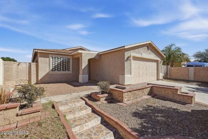 Property Photo: 739 E Bantam Road AZ 85706