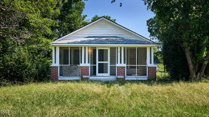 Property Photo:  1077 Frazier Road  NC 27882 