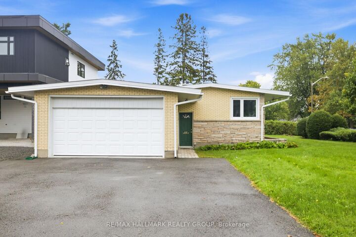 Property Photo:  855 Mountainview Avenue  ON K2B 5G1 