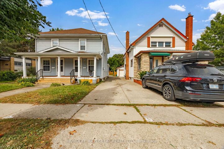 Property Photo:  162-164 Main Street  ON L2N 4V5 