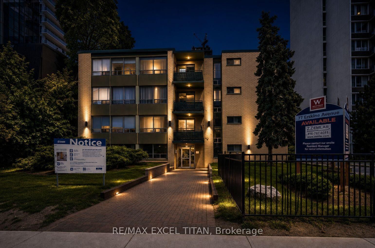 Property Photo:  77 Erskine Avenue 205  ON M4P 1Y5 