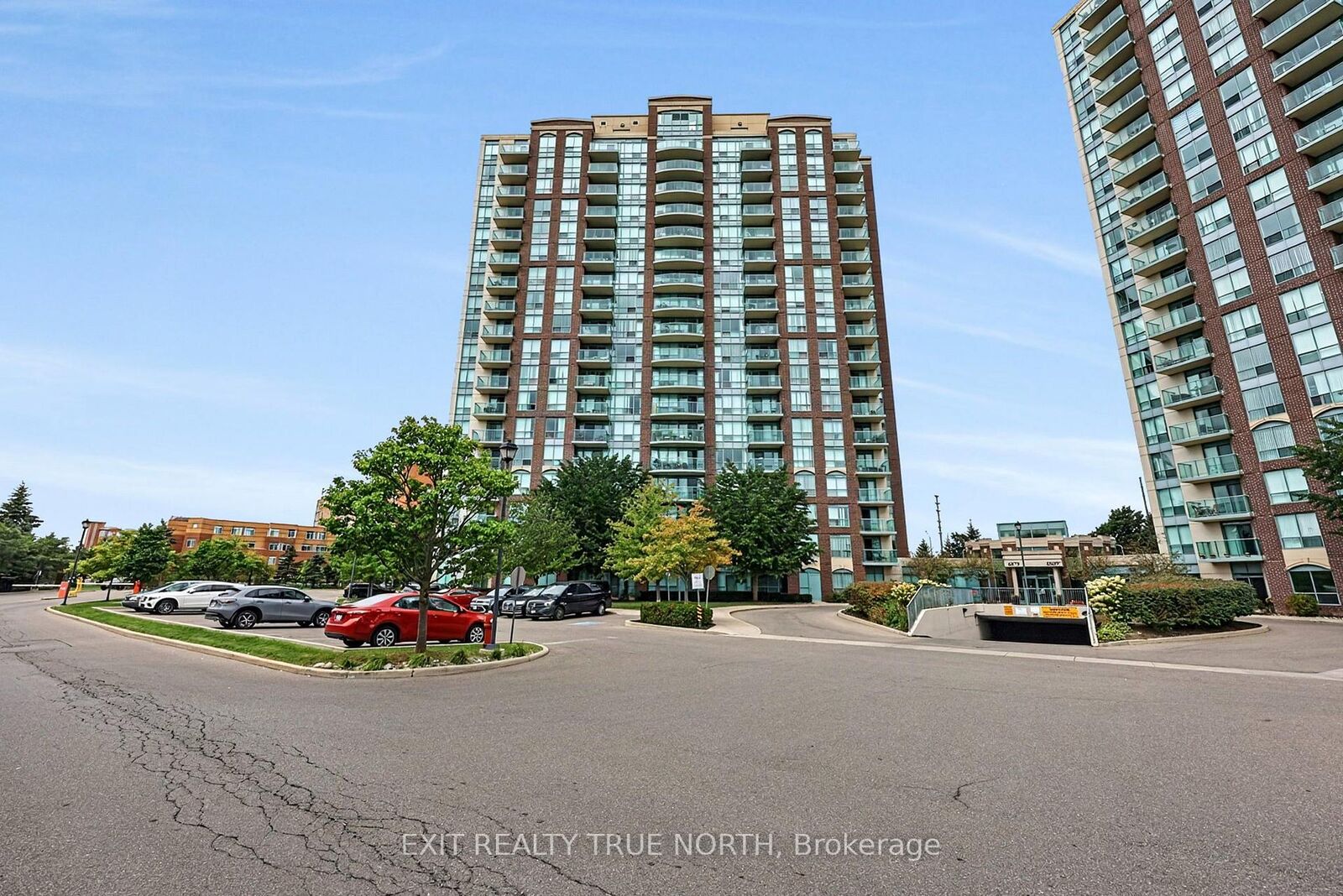 Property Photo:  4879 Kimbermount Avenue 1703  ON L5M 7R8 