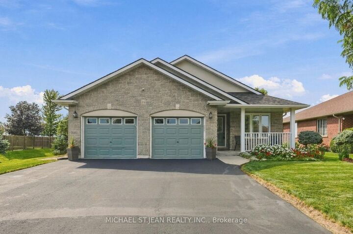 Property Photo:  26 Leslie Street W  ON N0A 1J0 