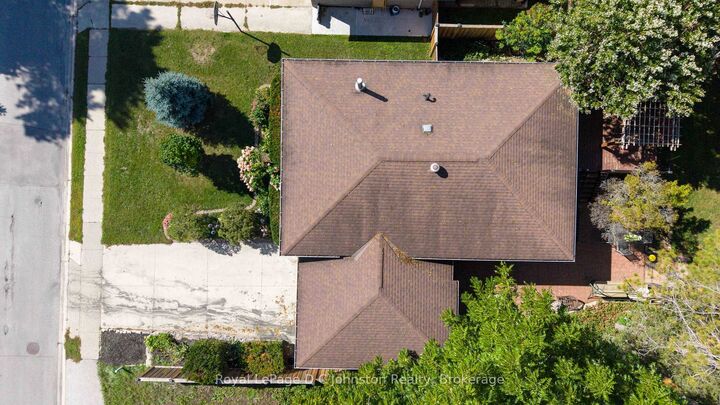 Property Photo:  1152 Wellington Street  ON N0H 2C3 