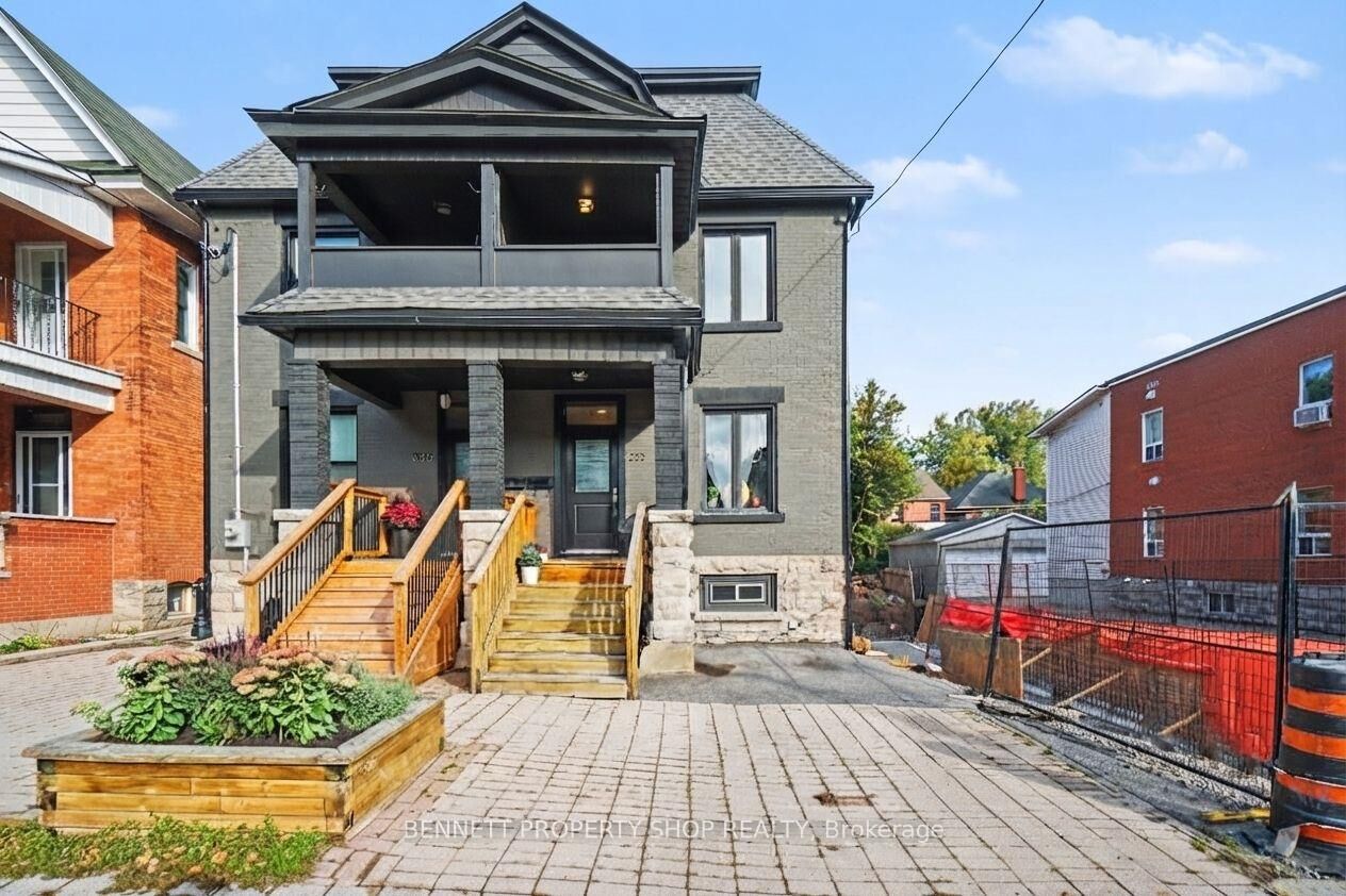 Property Photo:  273 Arlington Avenue  ON K1R 5T1 