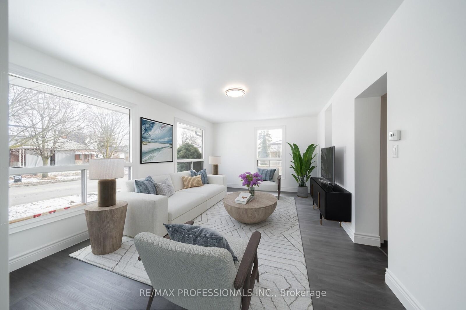 Property Photo:  174 Thirtieth Street Main  ON M8W 3C5 