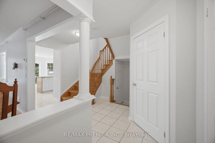 Property Photo: 14 Crestridge Drive ON L7E 2T7
