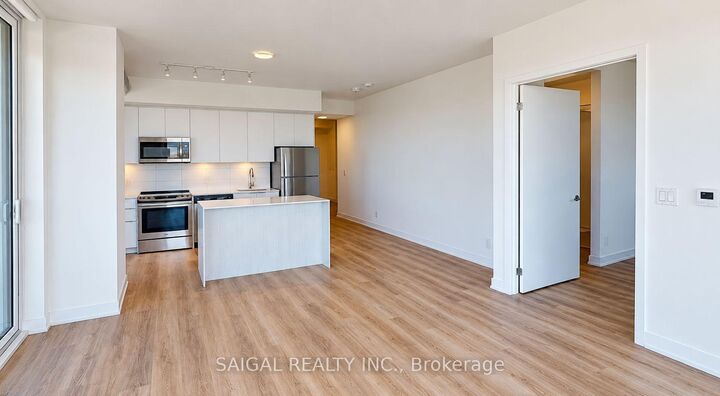 Property Photo:  5249 Dundas Street W 2008  ON M9B 1A5 