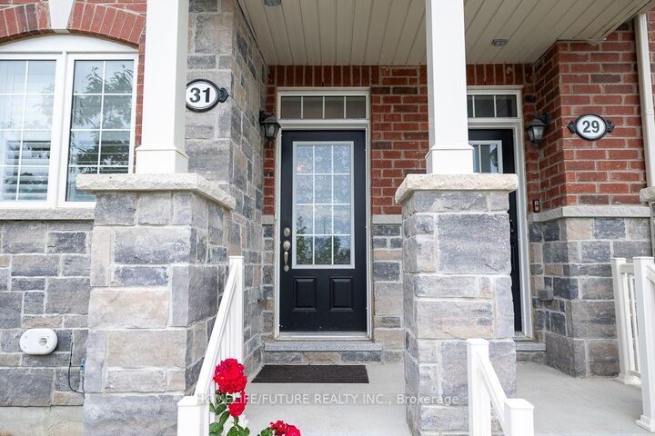 Property Photo:  31 Jolly Way  ON M1P 0E2 