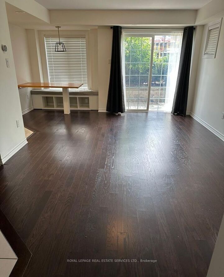 Property Photo: 2441 Greenwich Drive 57 ON L6M 0S3