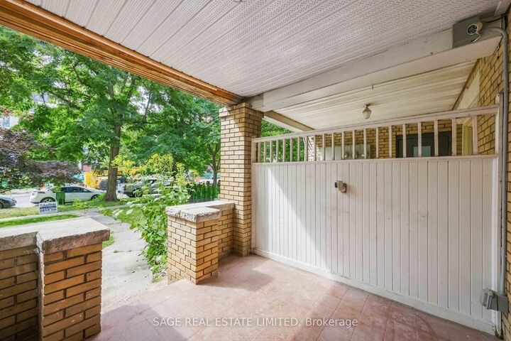 Property Photo:  251 High Park Avenue Main Floor  ON M6P 2S5 