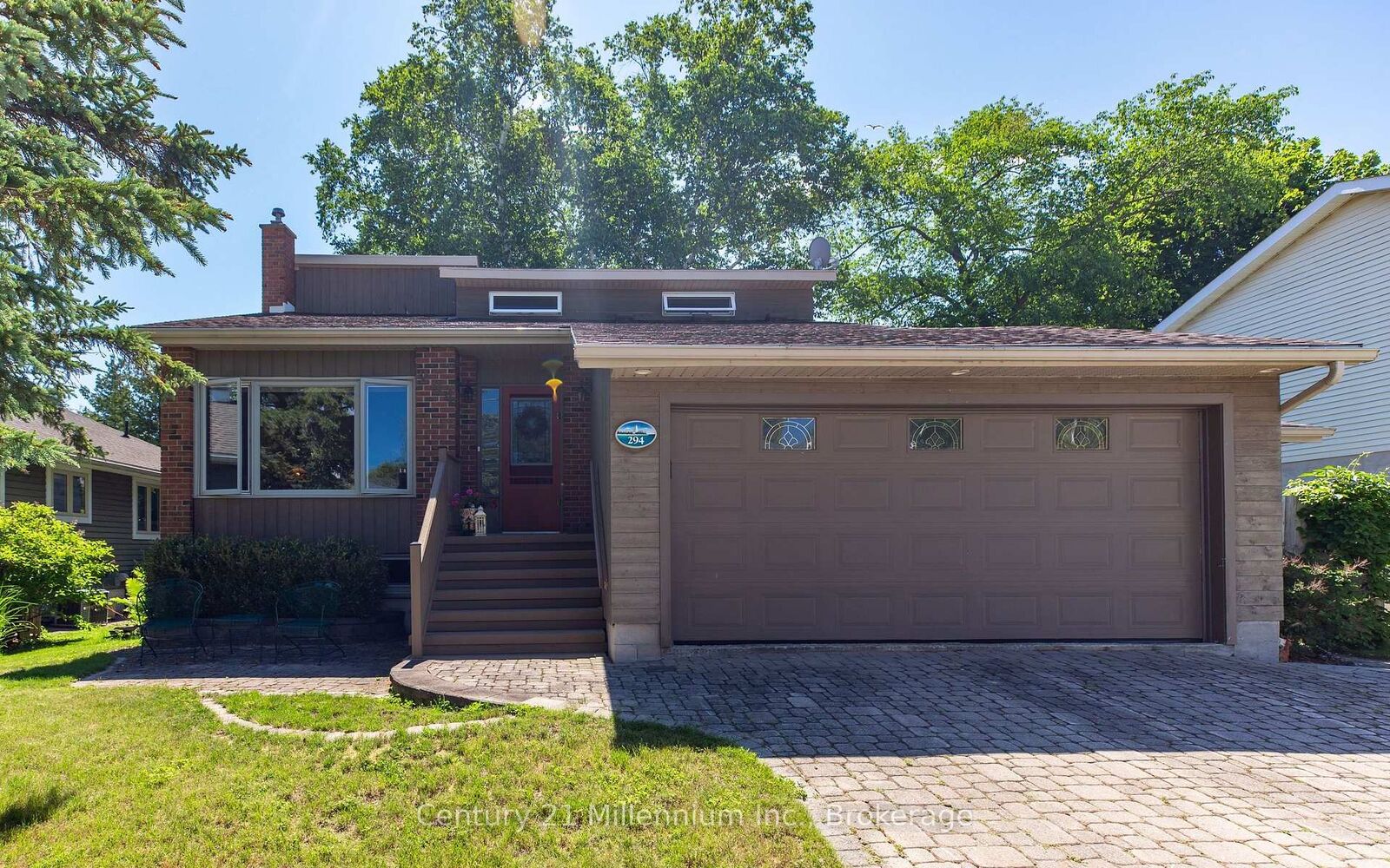 Property Photo:  294 Albert Street S  ON N0H 2L0 