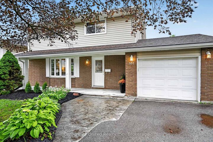 Property Photo:  537 Montcalm Drive  ON K9H 6S9 
