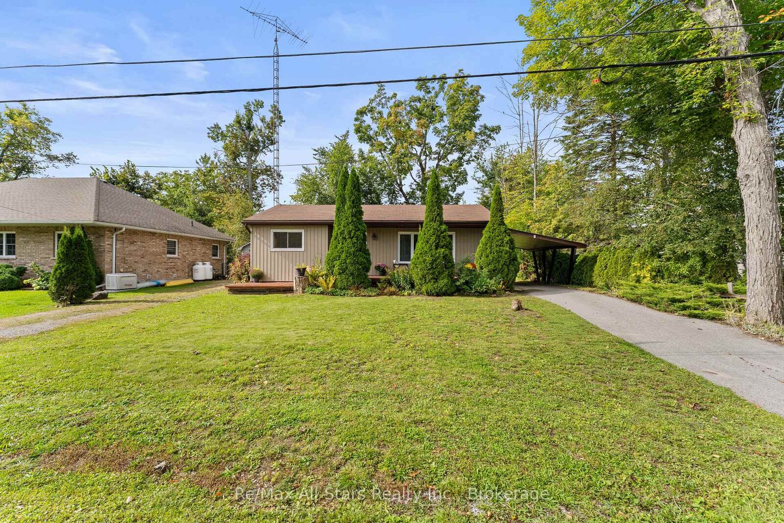 Property Photo:  7 Lance Street  ON K0M 1A0 